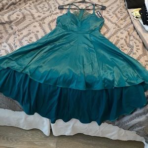 Emerald green high low dress w/ pockets Sz 15